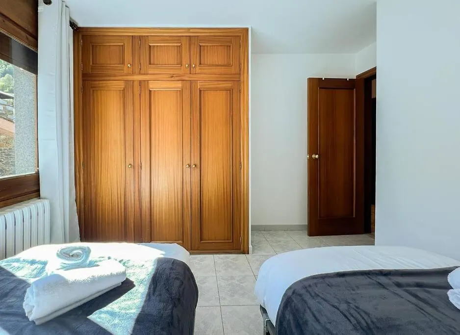 Amplio Apartmento En Pal. 8Pax Pal
